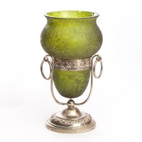 Zielony wazon, szkło mrożone, podstawa posrebrzana, Austria, pocz. XX w.